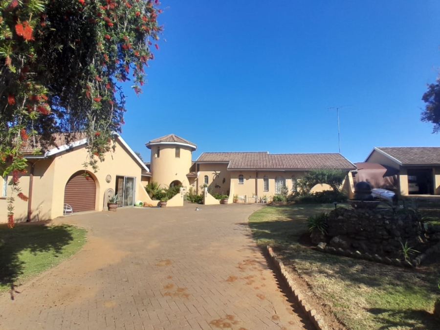 4 Bedroom Property for Sale in Deneysville Free State